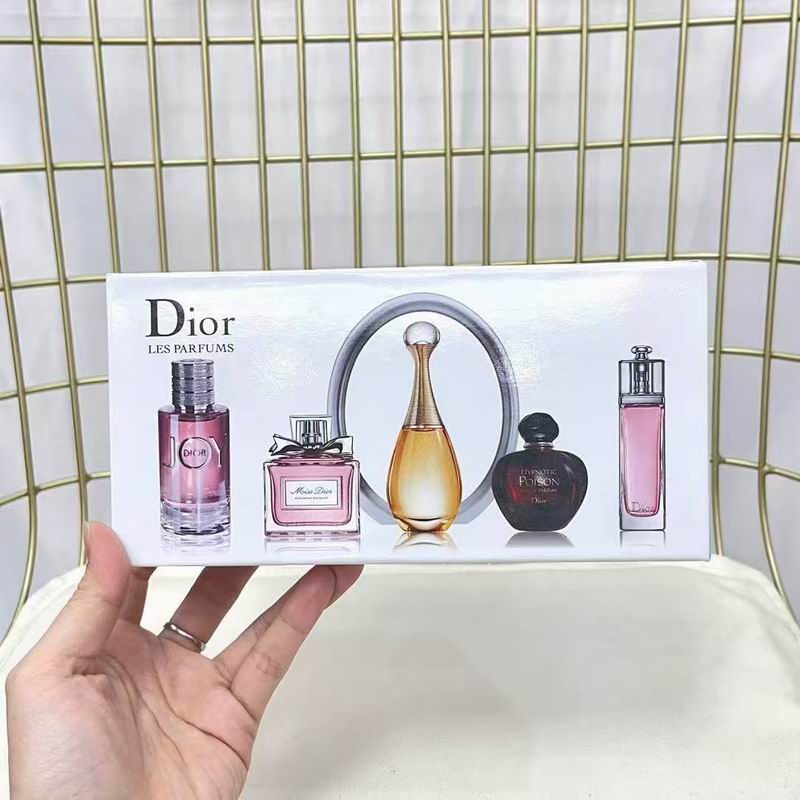 Dior 5PCS 117
